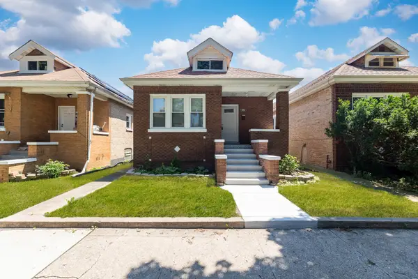5535 S Fairfield Avenue, Chicago, IL 60629