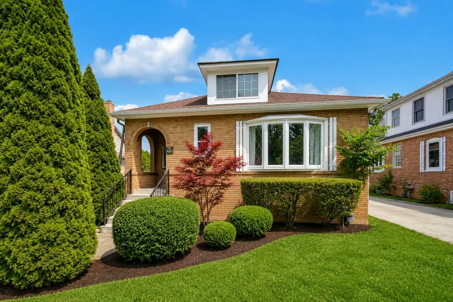 655 Albert Street, Elmhurst, IL 60126 - #2