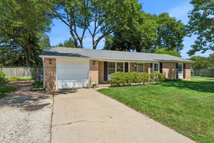 1436 Arbor Vitae Road, Deerfield, IL 60015 - #2