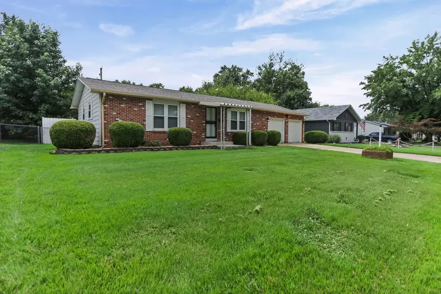 529 Marquis Avenue, Centralia, IL 62801 - #2