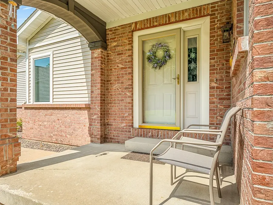 6364 Parks Edge Drive, Loves Park, IL 61111 - #2
