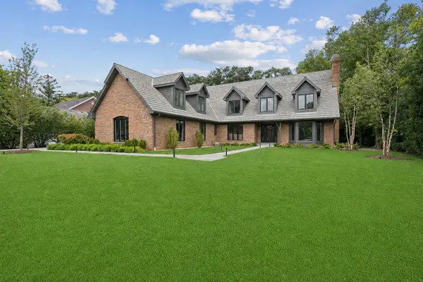 1280 Lawrence Avenue, Lake Forest, IL 60045