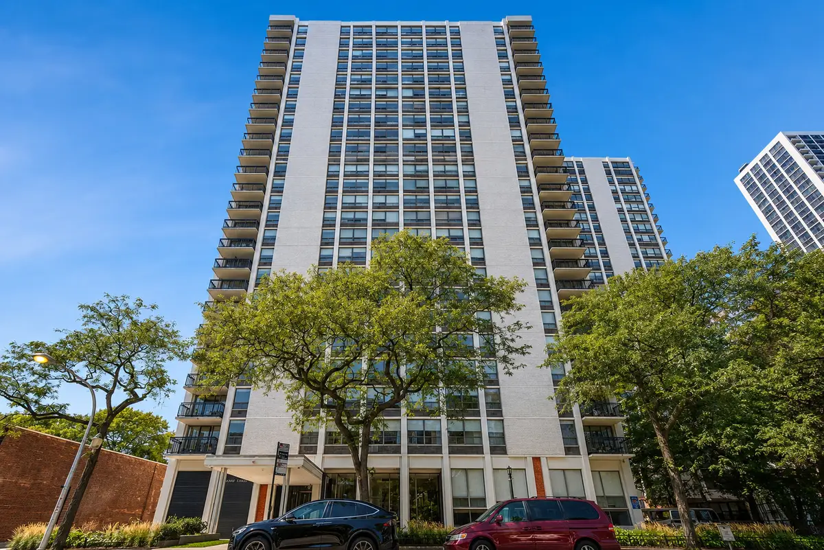 1455 N Sandburg Terrace #2306B, Chicago, IL 60610 - #1