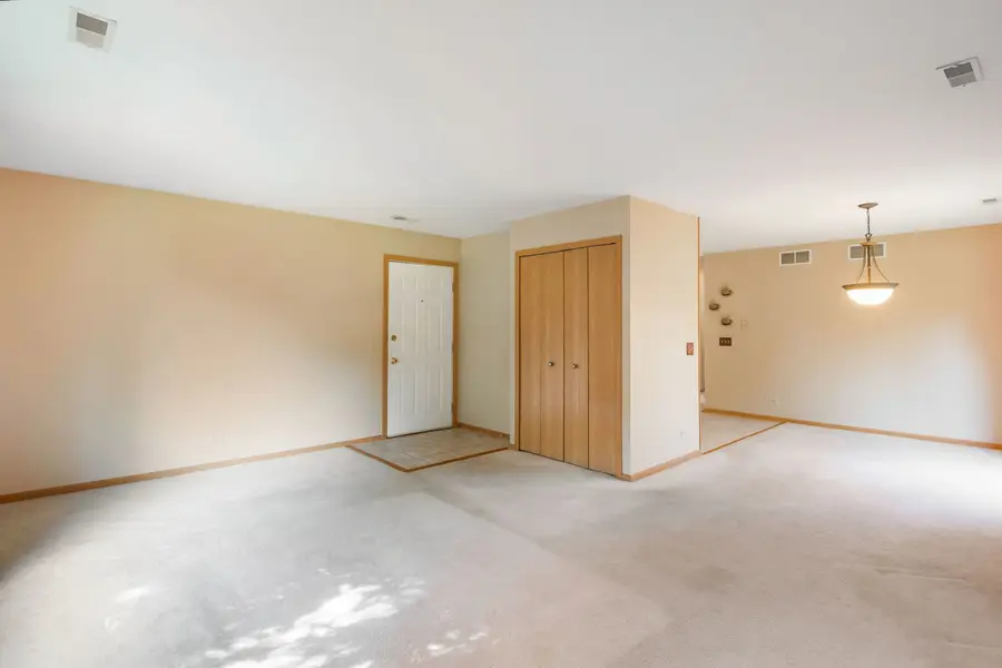 500 Westwood Court, Crystal Lake, IL 60014 - #3
