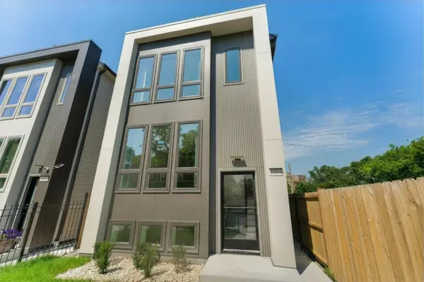 6402 S Vernon Avenue, Chicago, IL 60637