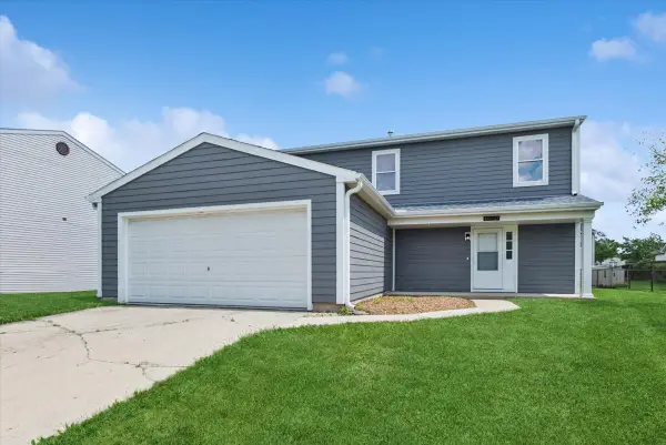20033 S Rosewood Drive, Frankfort, IL 60423