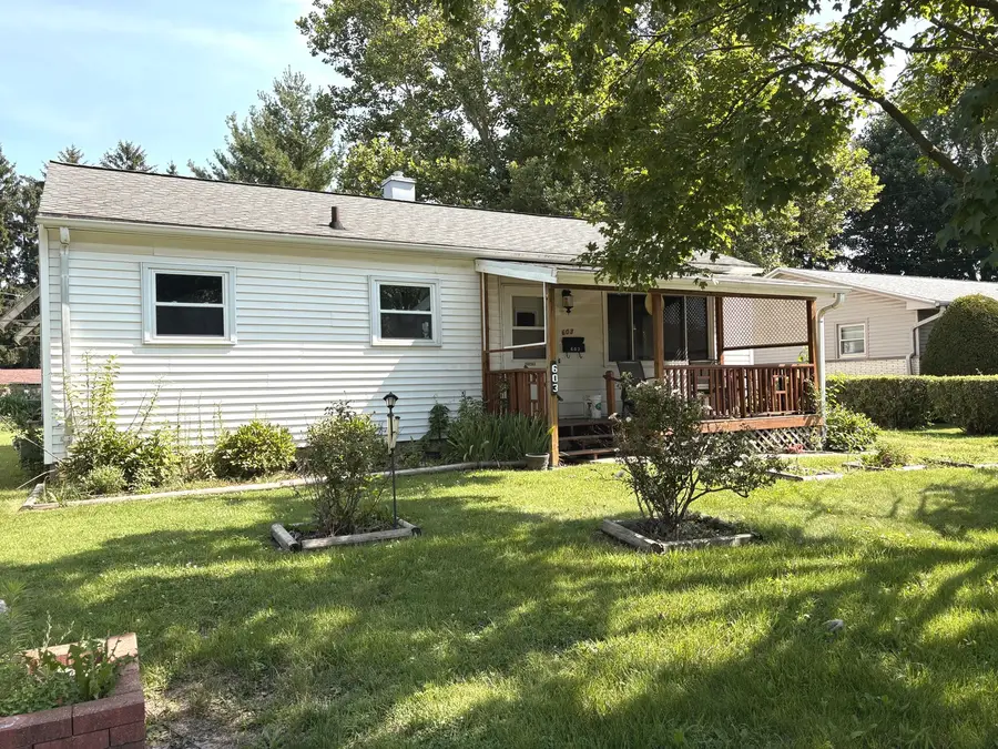 603 E Indiana Avenue, Pontiac, IL 61764 - #2