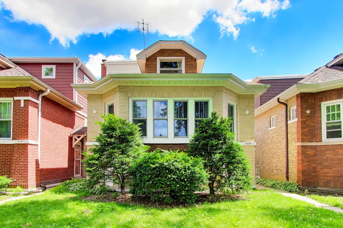 5337 N Ludlam Avenue, Chicago, IL 60630 - #1