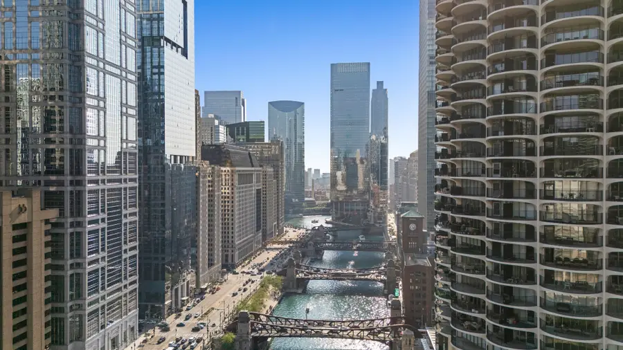 300 N State Street #3405, Chicago, IL 60654 - #2