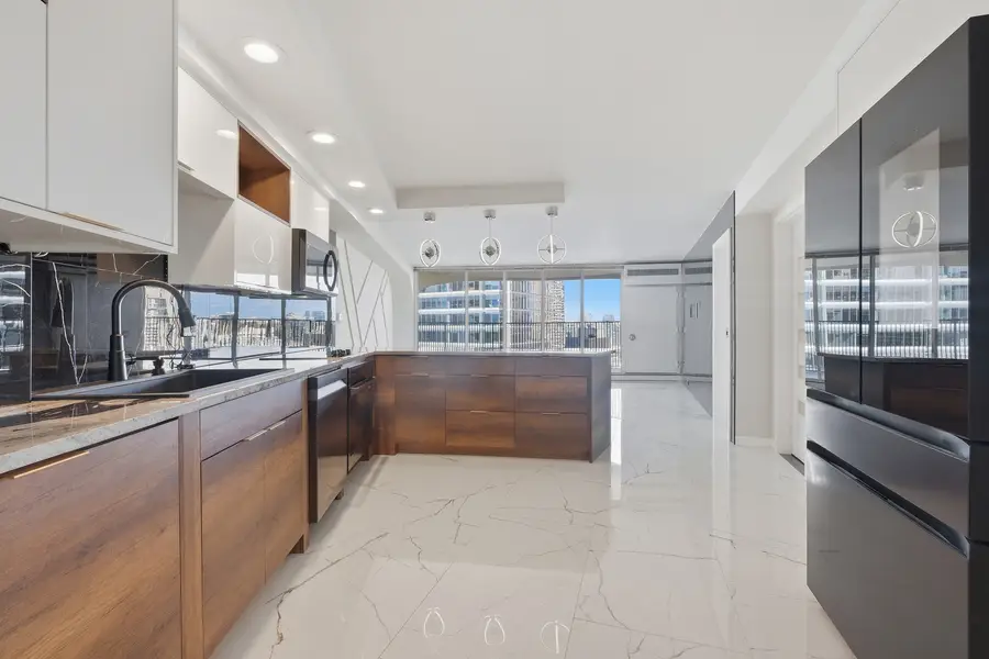 300 N State Street #3405, Chicago, IL 60654 - #3