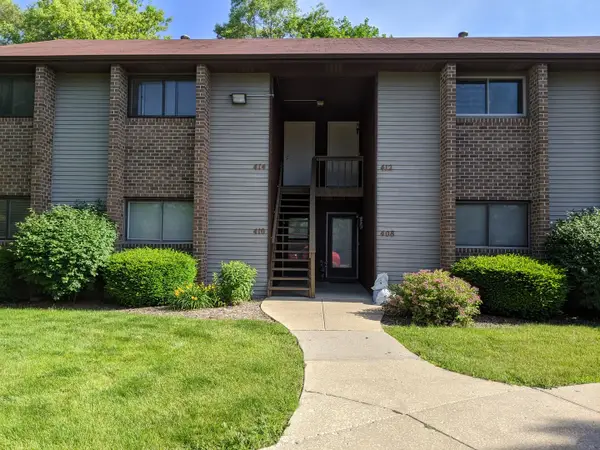 408 Heine Avenue #408, Elgin, IL 60123