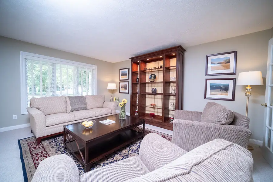 5421 Regents Park Road, Rockford, IL 61107 - #3