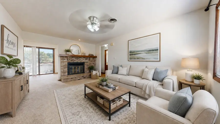 1203 Clifford Drive #6, Urbana, IL 61802 - #2