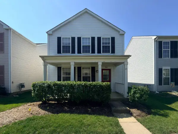902 Symphony Drive, Aurora, IL 60504