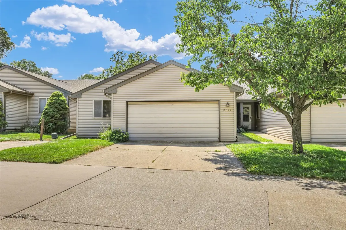 1801 Glenwood Oaks Court #A, Urbana, IL 61801 - #1