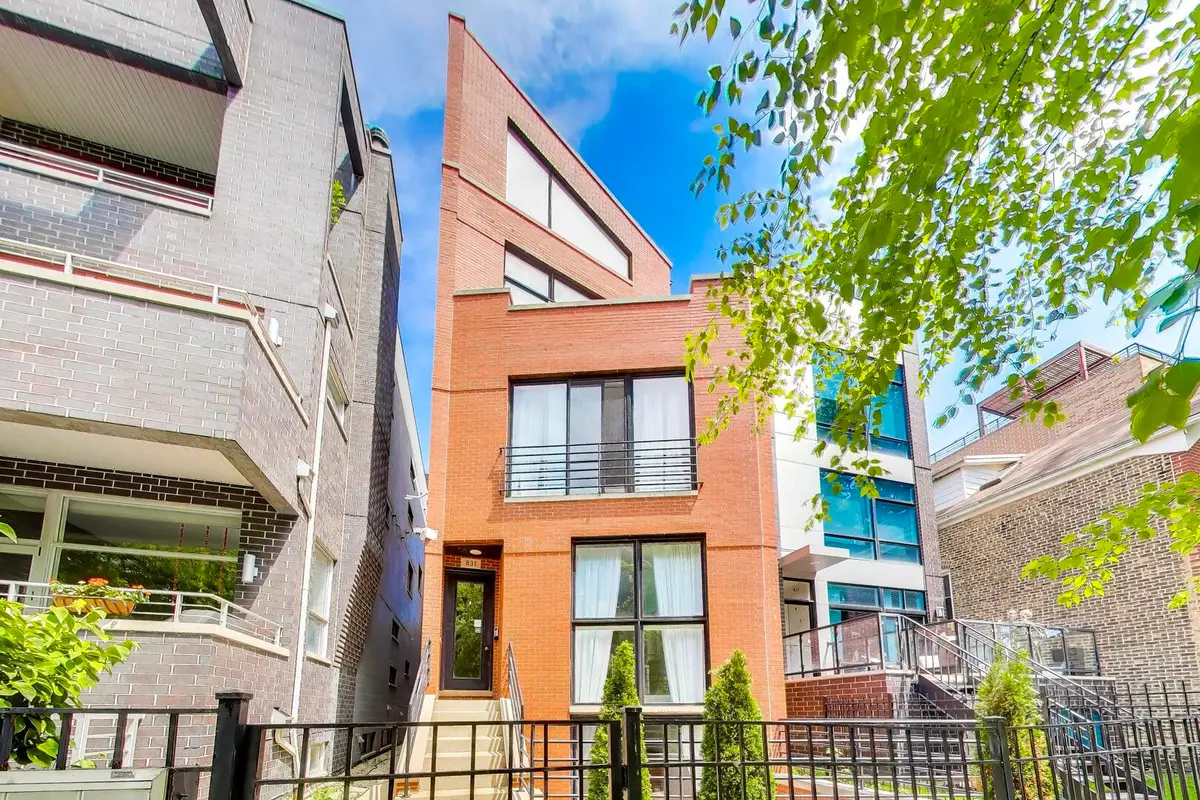 831 N Hermitage Avenue #1, Chicago, IL 60622 - #1