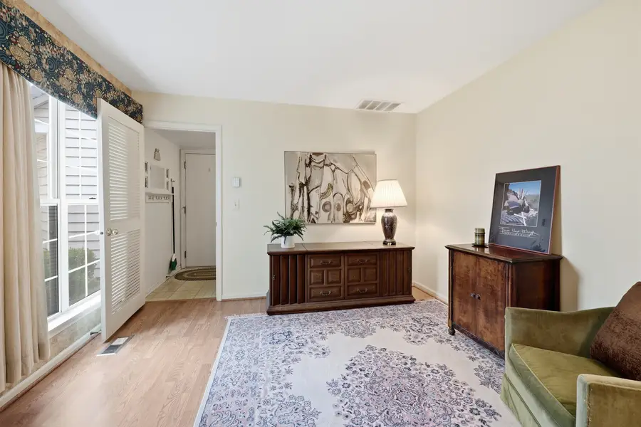 1537 Stevens Drive, Schaumburg, IL 60173 - #3