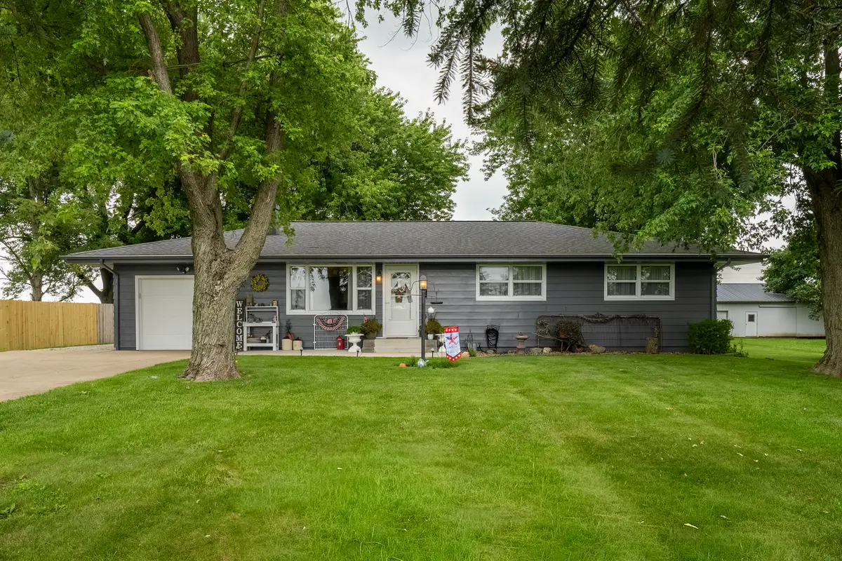 9677 N 1250 East Road, Shirley, IL 61772 - #1