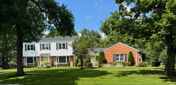 6 Londonderry Lane, Lincolnshire, IL 60069