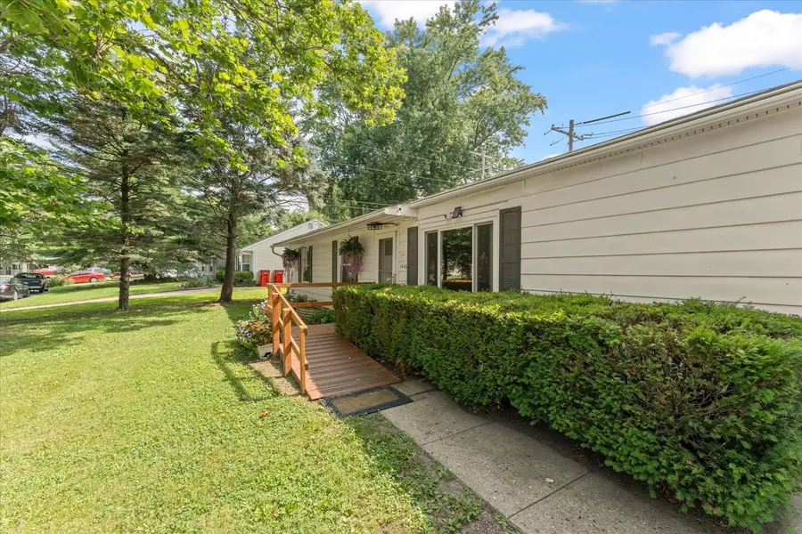 1416 Scottsdale Drive, Champaign, IL 61821 - #2