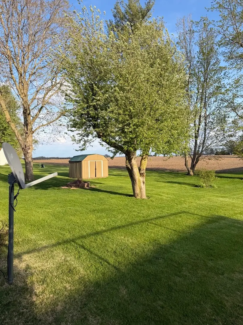 1129 E Main Street, Granville, IL 61326 - #3