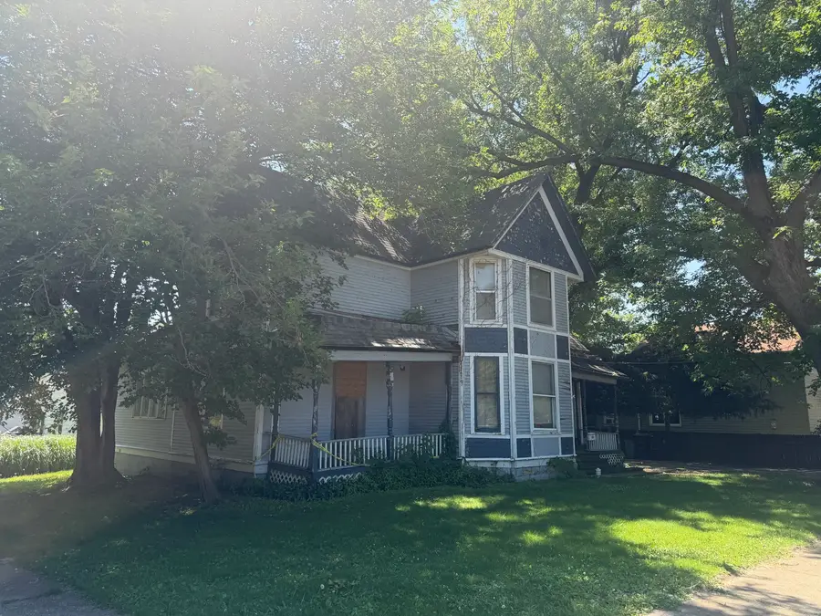 608 N Cherry Street, Morrison, IL 61270 - #2