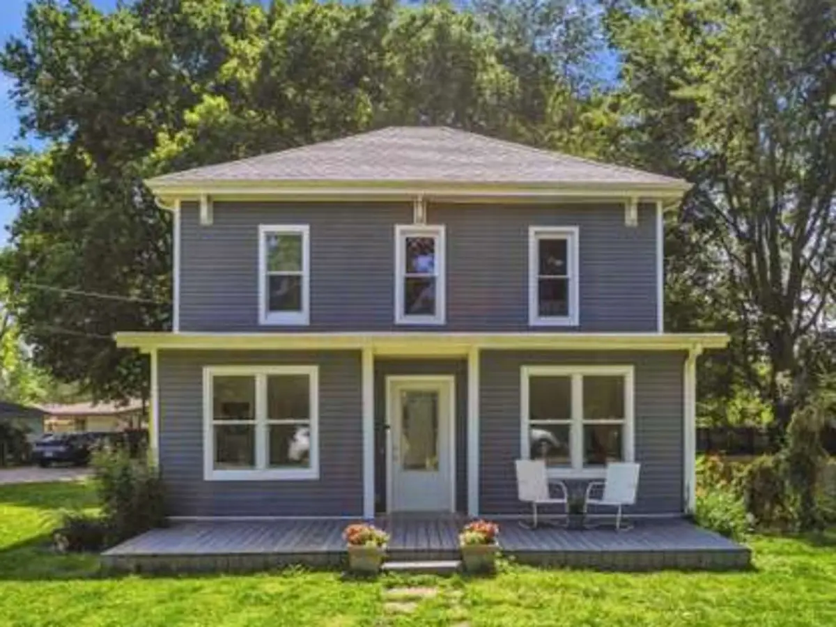 412 N 3rd Street, Saint Joseph, IL 61873 - #1