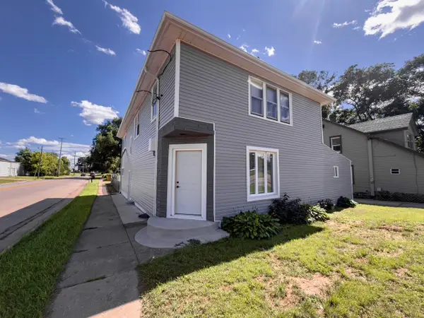 3304 W State Street, Rockford, IL 61102