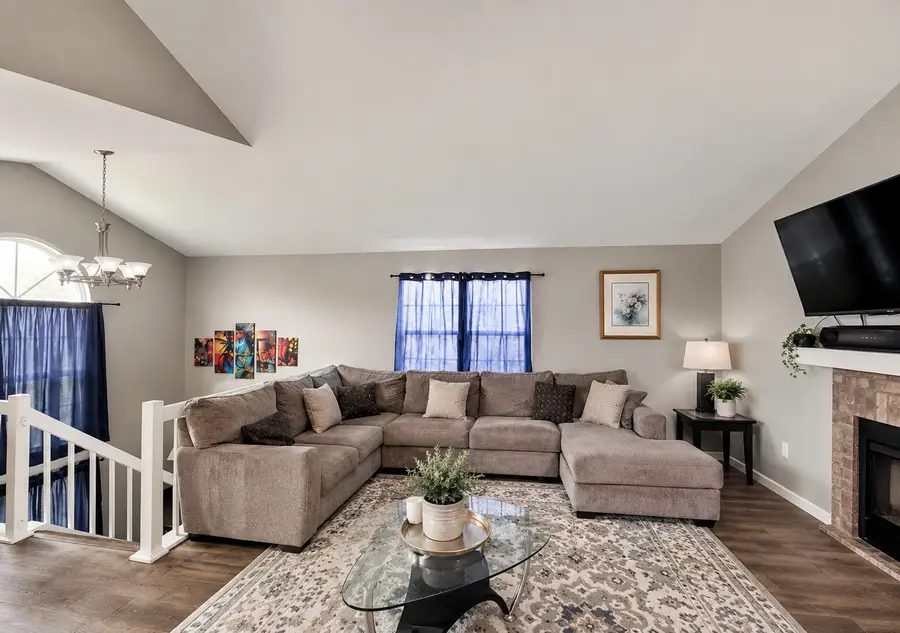 634 Le Parc Circle #634, Buffalo Grove, IL 60089 - #2