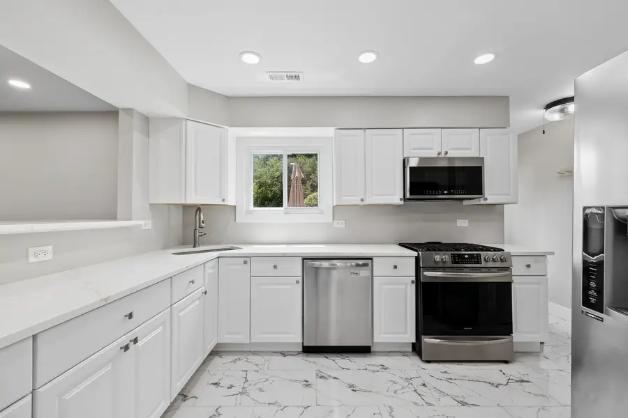 17453 W Chestnut Lane #12A, Gurnee, IL 60031 - #3