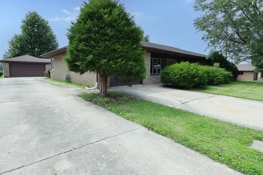 1601 Barthelone Street, Crest Hill, IL 60403 - #2
