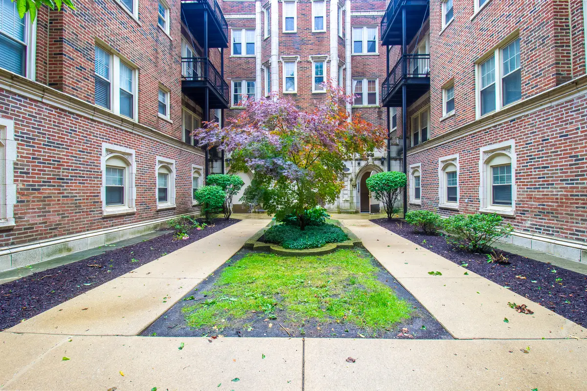 2335 E 70th Place #205, Chicago, IL 60649 - #1