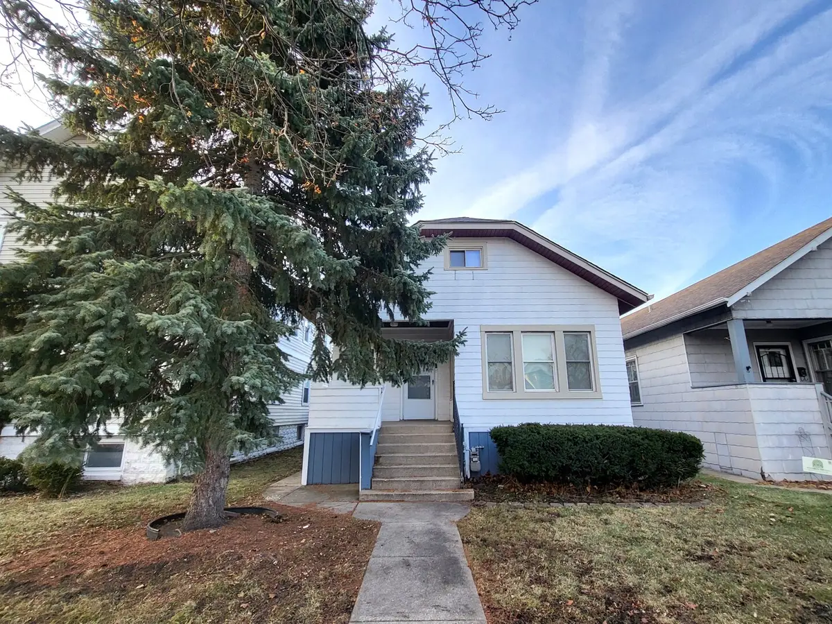 4820 N Kentucky Avenue, Chicago, IL 60630 - #1