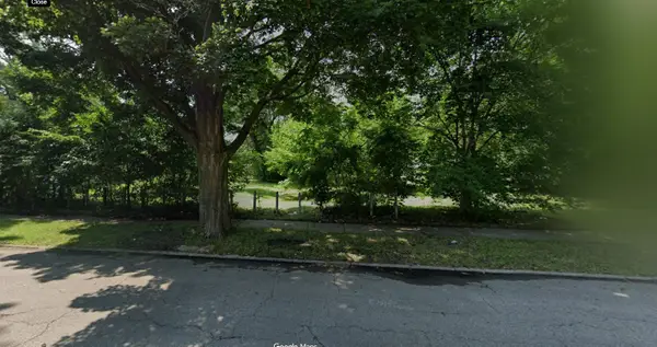 5720 S Emerald Avenue, Chicago, IL 60621