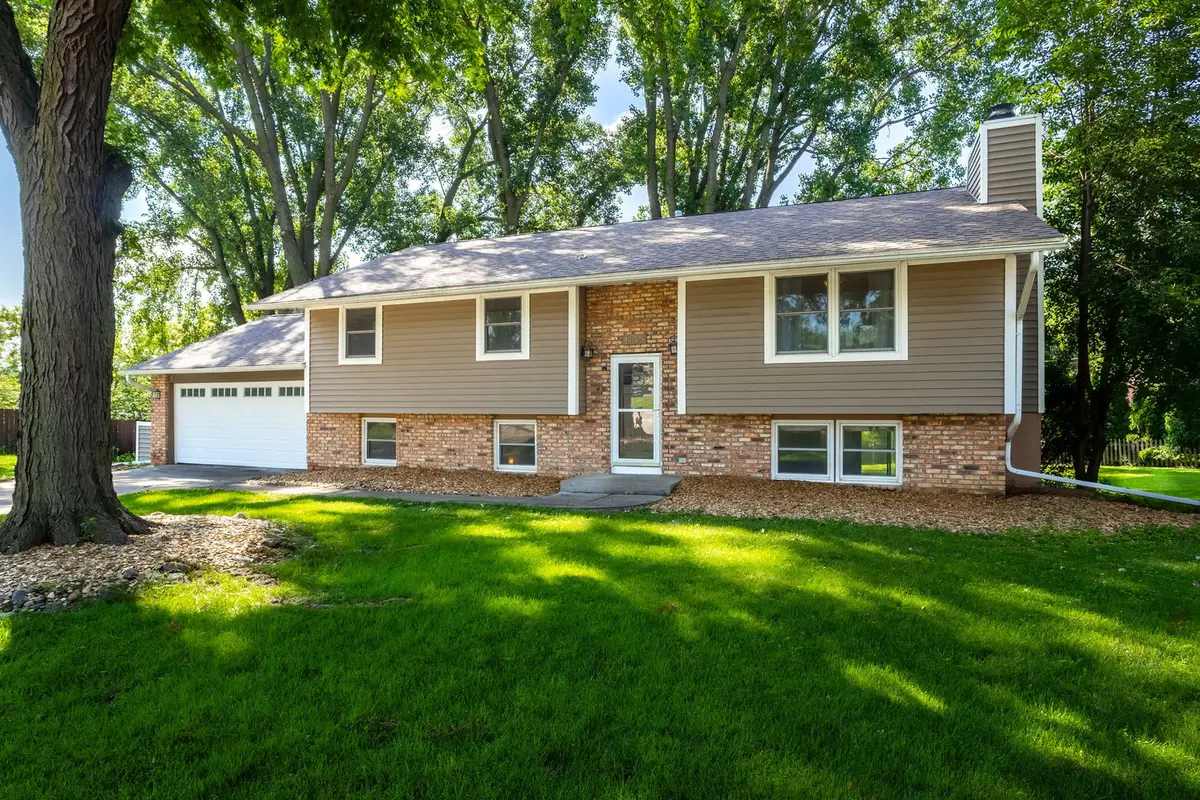 1145 Utica Ridge Court, Bettendorf, IA 52722 - #1
