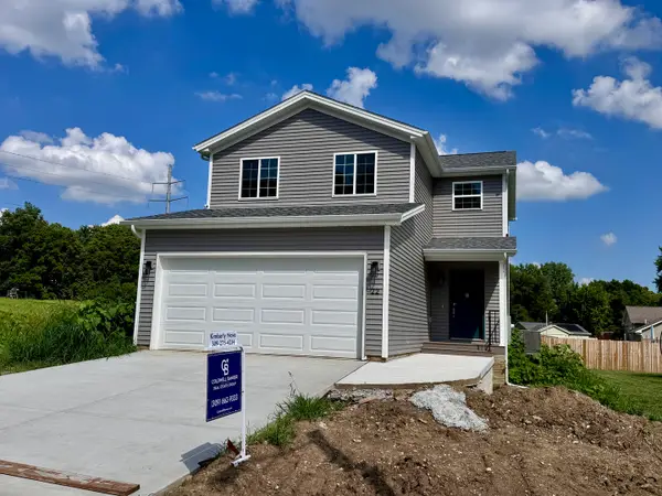 22 Richwood Trail, Bloomington, IL 61701