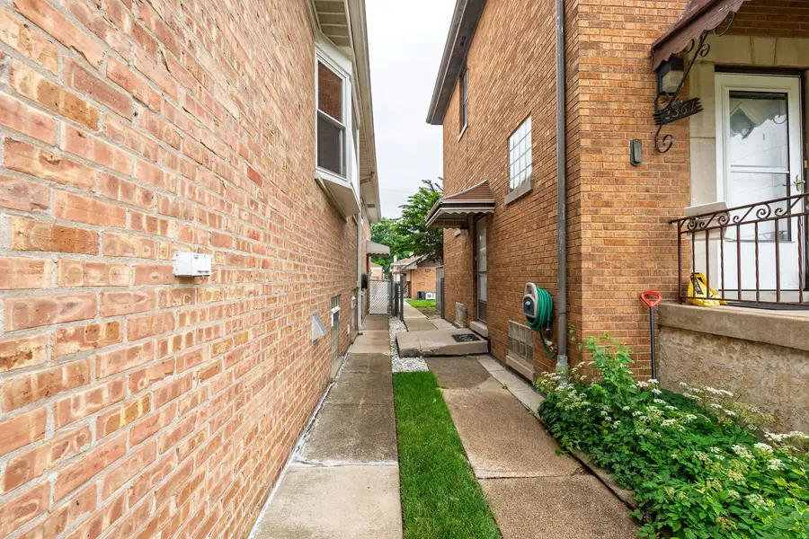 2359 Burr Oak Avenue, North Riverside, IL 60546 - #3