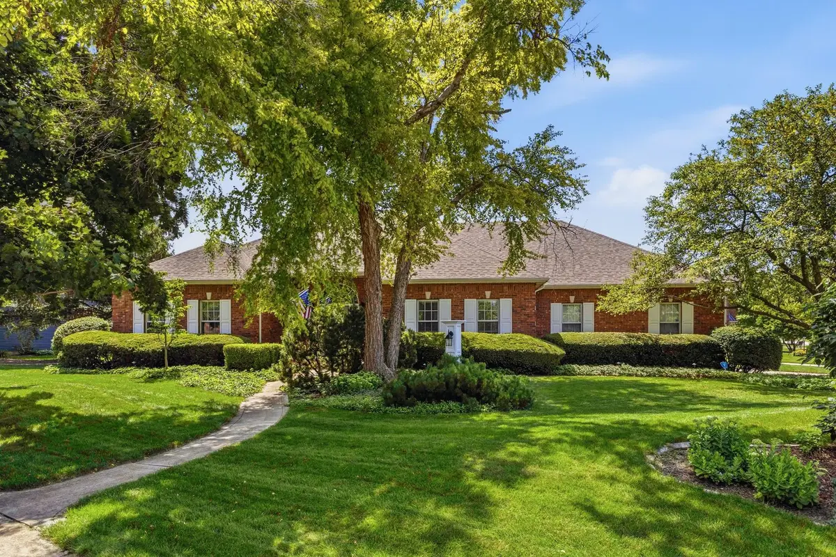 1610 Yorkshire Drive, Champaign, IL 61822 - #1