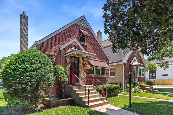 5405 N Melvina Avenue, Chicago, IL 60630