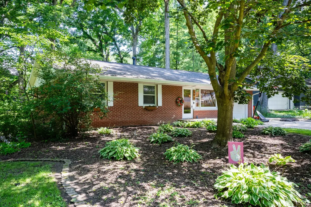 506 W Dunbar Street, Mahomet, IL 61853 - #1