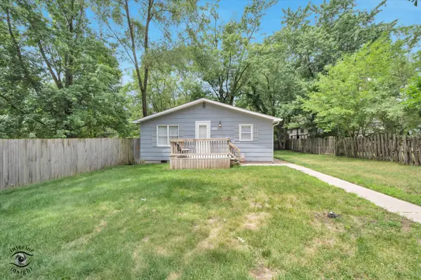 34350 S Pinegrove Avenue, Wilmington, IL 60481