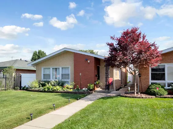 4339 W 83rd Street, Chicago, IL 60652 - #1