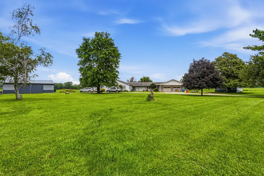 122 County Road 2150 North, Mahomet, IL 61853 - #3