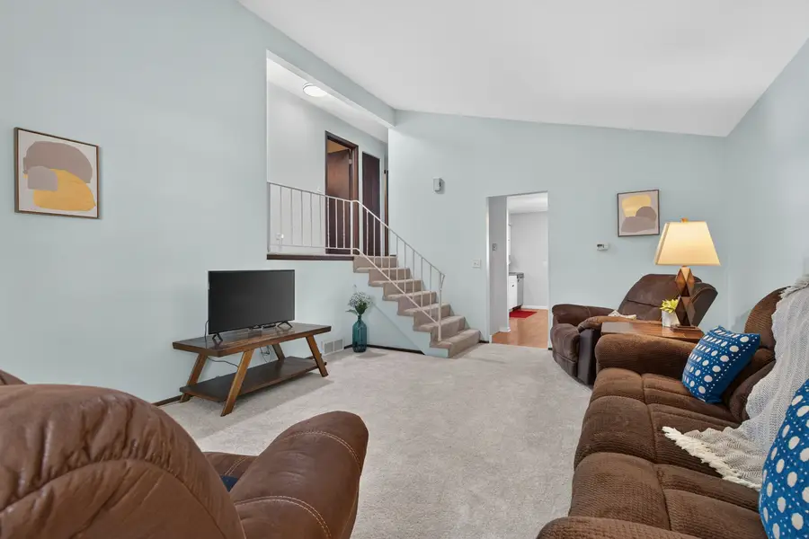 320 Barber Street, West Chicago, IL 60185 - #3