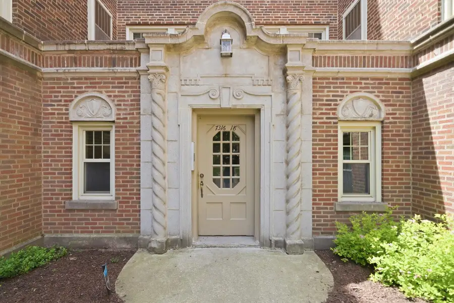 Address Withheld By Seller, Chicago, IL 60626 - #2