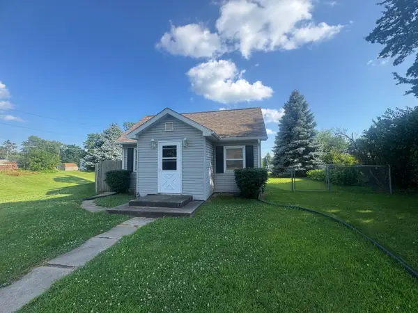 303 3rd Street, Matherville, IL 61263