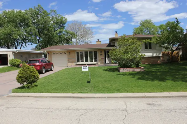 5639 N Manor Lane, Norwood Park Township, IL 60631