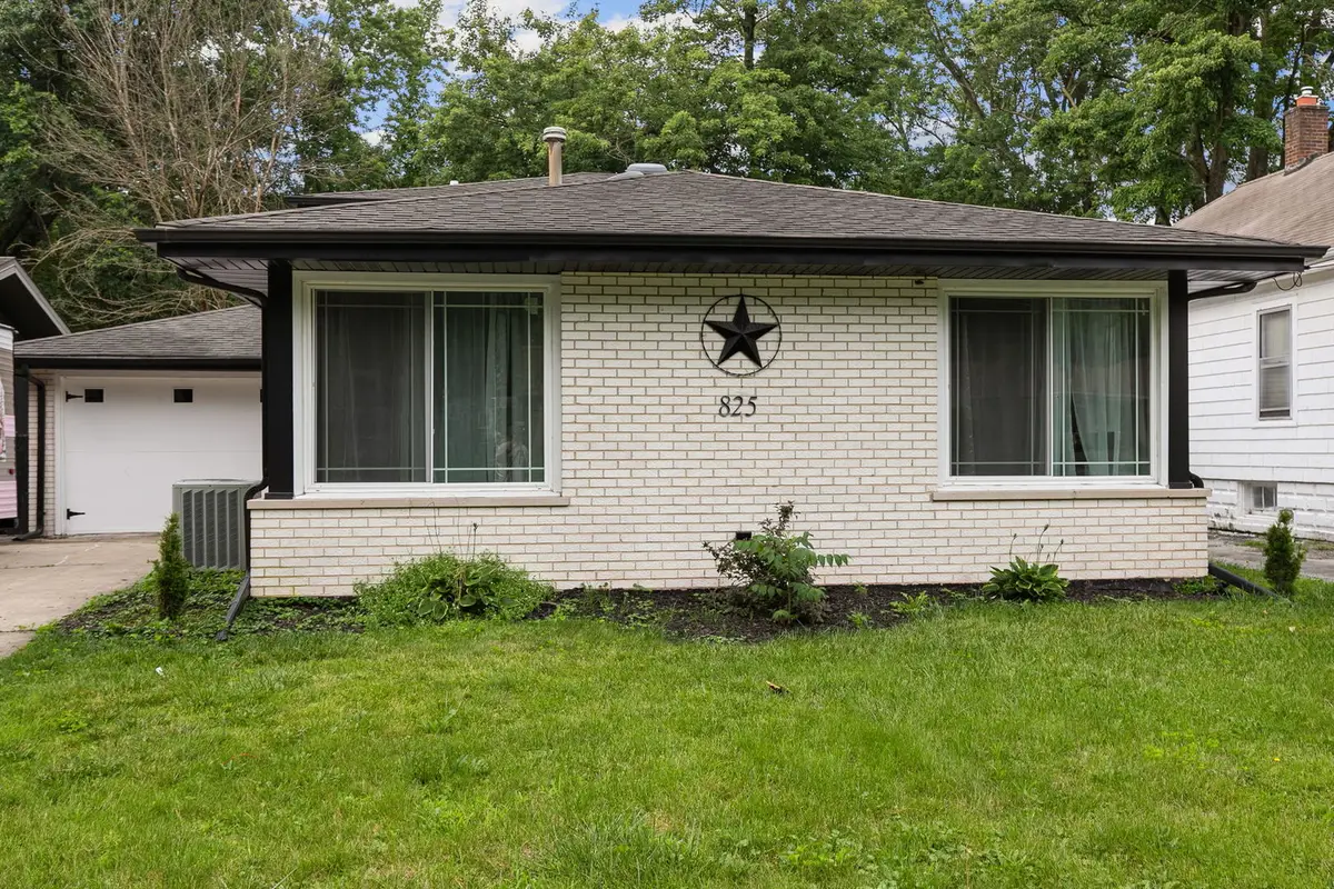 825 Cherry Lane, Thornton, IL 60476 - #1