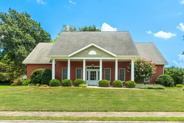 605 Deer Trail, Carbondale, IL 62901