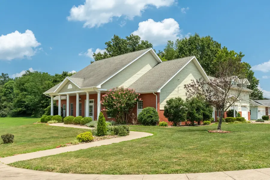 605 Deer Trail, Carbondale, IL 62901 - #2